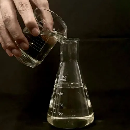 Kimiċi Fine Methyl Acetate għas-Sintesi CAS 79-20-9